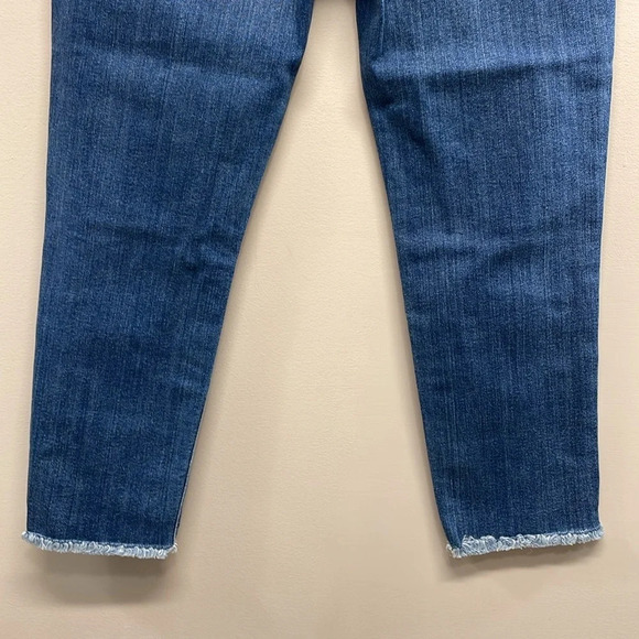 NWOT Kensie Jeans The Effortless Skinny Crop Distressed Denim Jeans 10/30 - Picture 7 of 16